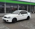Белый Дэу Ланос, объемом двигателя 1.5 л и пробегом 338 тыс. км за 1700 $, фото 1 на Automoto.ua