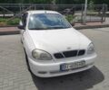 Дэу Ланос 2003 в Кременчуге на Automoto.ua Белый Дэу Ланос, объемом двигателя 1.5 л и пробегом 211 тыс. км за 2400 $, фото 1 на Automoto.ua
