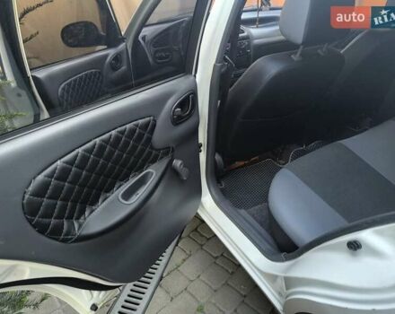 Білий Деу Ланос, об'ємом двигуна 1.5 л та пробігом 355 тис. км за 2600 $, фото 5 на Automoto.ua