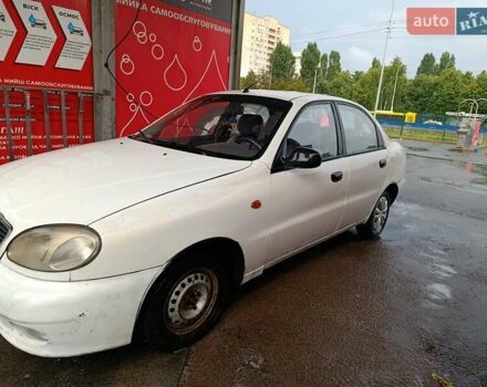 Белый Дэу Ланос, объемом двигателя 1.5 л и пробегом 278 тыс. км за 1600 $, фото 1 на Automoto.ua