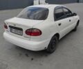 Дэу Ланос 2003 в Кременчуге на Automoto.ua Белый Дэу Ланос, объемом двигателя 1.5 л и пробегом 211 тыс. км за 2400 $, фото 3 на Automoto.ua