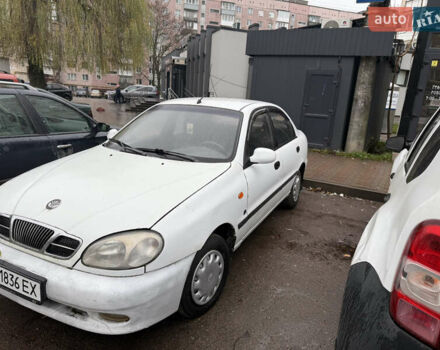 Белый Дэу Ланос, объемом двигателя 1.5 л и пробегом 200 тыс. км за 1500 $, фото 1 на Automoto.ua