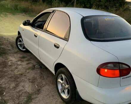 Белый Дэу Ланос, объемом двигателя 1.5 л и пробегом 240 тыс. км за 2650 $, фото 2 на Automoto.ua