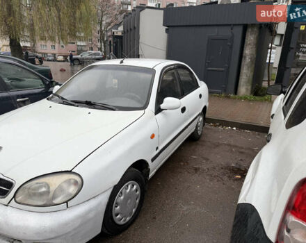 Белый Дэу Ланос, объемом двигателя 1.5 л и пробегом 200 тыс. км за 1500 $, фото 2 на Automoto.ua