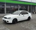 Белый Дэу Ланос, объемом двигателя 1.5 л и пробегом 338 тыс. км за 1700 $, фото 1 на Automoto.ua