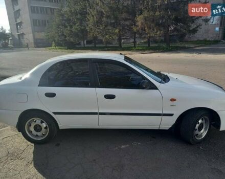 Белый Дэу Ланос, объемом двигателя 1.5 л и пробегом 390 тыс. км за 2600 $, фото 4 на Automoto.ua