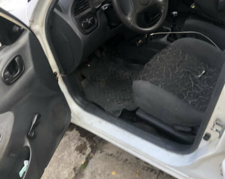 Белый Дэу Ланос, объемом двигателя 1.5 л и пробегом 268 тыс. км за 1300 $, фото 4 на Automoto.ua