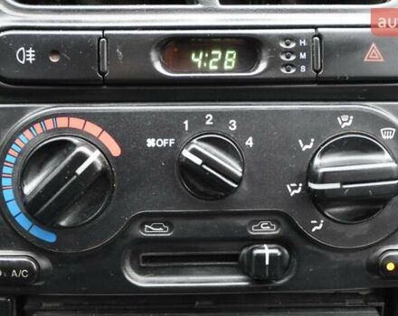 Белый Дэу Ланос, объемом двигателя 1.5 л и пробегом 145 тыс. км за 2700 $, фото 29 на Automoto.ua