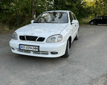 Белый Дэу Ланос, объемом двигателя 1.5 л и пробегом 301 тыс. км за 2300 $, фото 4 на Automoto.ua