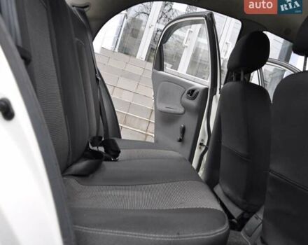 Белый Дэу Ланос, объемом двигателя 1.5 л и пробегом 145 тыс. км за 2700 $, фото 15 на Automoto.ua