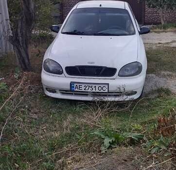 Белый Дэу Ланос, объемом двигателя 1.5 л и пробегом 250 тыс. км за 1900 $, фото 1 на Automoto.ua