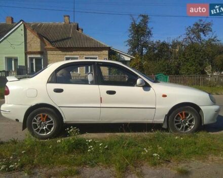 Белый Дэу Ланос, объемом двигателя 1.5 л и пробегом 268 тыс. км за 2250 $, фото 5 на Automoto.ua