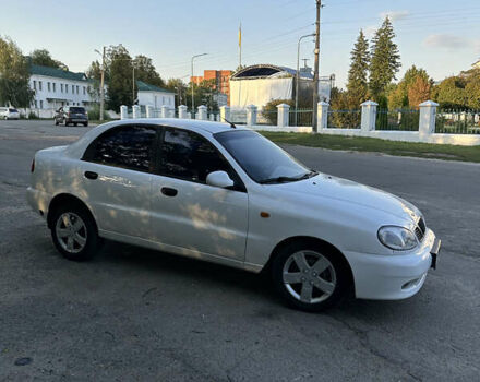 Белый Дэу Ланос, объемом двигателя 1.5 л и пробегом 301 тыс. км за 2300 $, фото 5 на Automoto.ua