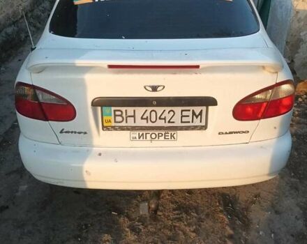 Белый Дэу Ланос, объемом двигателя 1.6 л и пробегом 362 тыс. км за 2300 $, фото 3 на Automoto.ua