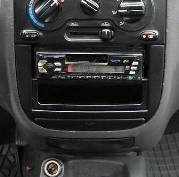 Белый Дэу Ланос, объемом двигателя 1.5 л и пробегом 145 тыс. км за 2700 $, фото 28 на Automoto.ua