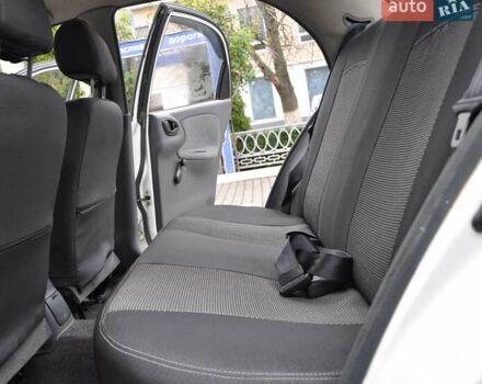 Белый Дэу Ланос, объемом двигателя 1.5 л и пробегом 145 тыс. км за 2700 $, фото 17 на Automoto.ua