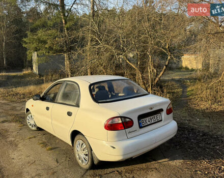 Белый Дэу Ланос, объемом двигателя 1.6 л и пробегом 152 тыс. км за 2000 $, фото 4 на Automoto.ua