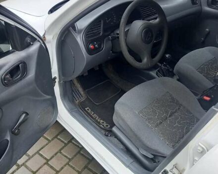 Білий Деу Ланос, об'ємом двигуна 1.5 л та пробігом 280 тис. км за 1500 $, фото 12 на Automoto.ua