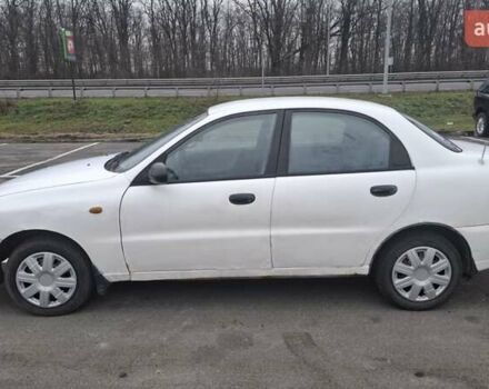 Белый Дэу Ланос, объемом двигателя 1.5 л и пробегом 270 тыс. км за 1275 $, фото 3 на Automoto.ua
