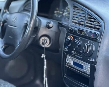 Деу Ланос 2006 у Одесі на Automoto.ua Білий Деу Ланос, об'ємом двигуна 1.5 л та пробігом 201 тис. км за 2299 $, фото 12 на Automoto.ua