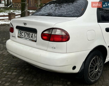 Белый Дэу Ланос, объемом двигателя 1.5 л и пробегом 310 тыс. км за 1250 $, фото 5 на Automoto.ua