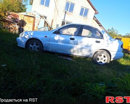 Белый Дэу Ланос, объемом двигателя 1.5 л и пробегом 106 тыс. км за 925 $, фото 3 на Automoto.ua
