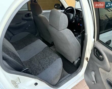 Белый Дэу Ланос, объемом двигателя 1.5 л и пробегом 277 тыс. км за 2250 $, фото 27 на Automoto.ua