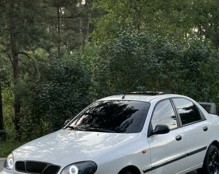 Белый Дэу Ланос, объемом двигателя 1.6 л и пробегом 261 тыс. км за 2700 $, фото 1 на Automoto.ua