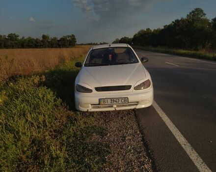 Білий Деу Ланос, об'ємом двигуна 1.35 л та пробігом 205 тис. км за 2700 $, фото 4 на Automoto.ua