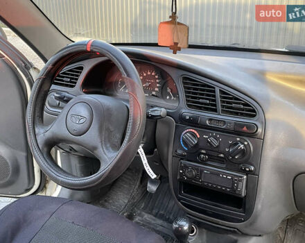 Білий Деу Ланос, об'ємом двигуна 1.5 л та пробігом 185 тис. км за 1690 $, фото 20 на Automoto.ua