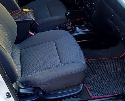 Деу Ланос 2007 у Славянске на Automoto.ua Білий Деу Ланос, об'ємом двигуна 1.5 л та пробігом 370 тис. км за 1500 $, фото 4 на Automoto.ua