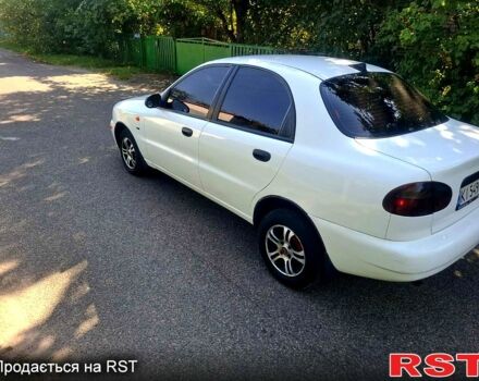 Белый Дэу Ланос, объемом двигателя 1.5 л и пробегом 225 тыс. км за 2000 $, фото 4 на Automoto.ua