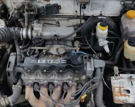 Белый Дэу Ланос, объемом двигателя 1.5 л и пробегом 279 тыс. км за 1900 $, фото 6 на Automoto.ua