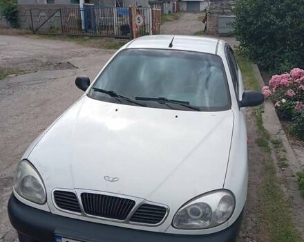 Білий Деу Ланос, об'ємом двигуна 1.39 л та пробігом 150 тис. км за 2000 $, фото 4 на Automoto.ua