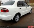 Белый Дэу Ланос, объемом двигателя 1.5 л и пробегом 230 тыс. км за 2750 $, фото 6 на Automoto.ua