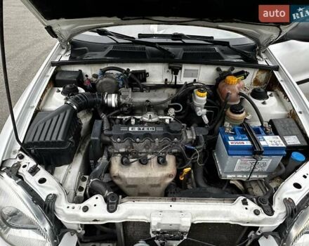 Білий Деу Ланос, об'ємом двигуна 1.5 л та пробігом 155 тис. км за 2999 $, фото 28 на Automoto.ua