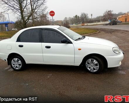 Белый Дэу Ланос, объемом двигателя 1.5 л и пробегом 230 тыс. км за 2750 $, фото 2 на Automoto.ua