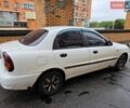 Белый Дэу Ланос, объемом двигателя 1.5 л и пробегом 230 тыс. км за 2000 $, фото 1 на Automoto.ua