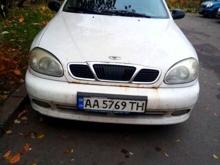 Деу Ланос 1998 у Києві на Automoto.ua Білий Деу Ланос, об'ємом двигуна 1.5 л та пробігом 227 тис. км за 2200 $, фото 1 на Automoto.ua