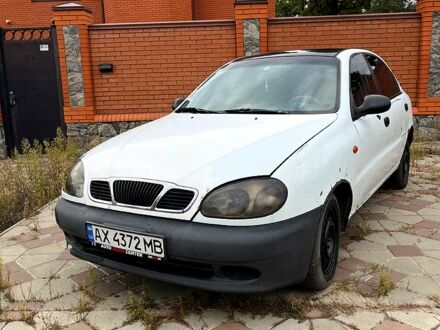 Дэу Ланос 1998 в Харькове на Automoto.ua Белый Дэу Ланос, объемом двигателя 1.5 л и пробегом 250 тыс. км за 888 $, фото 1 на Automoto.ua