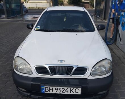 Белый Дэу Ланос, объемом двигателя 1.5 л и пробегом 310 тыс. км за 2200 $, фото 1 на Automoto.ua