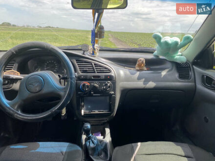 Деу Ланос 2001 у Золочеве на Automoto.ua Білий Деу Ланос, об'ємом двигуна 1.2 л та пробігом 282 тис. км за 2000 $, фото 1 на Automoto.ua