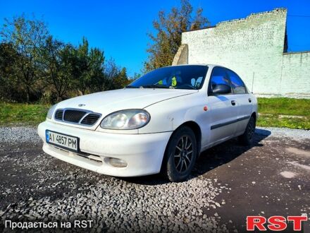 Дэу Ланос 2001 в Ровно на Automoto.ua Белый Дэу Ланос, объемом двигателя 1.5 л и пробегом 370 тыс. км за 2000 $, фото 1 на Automoto.ua