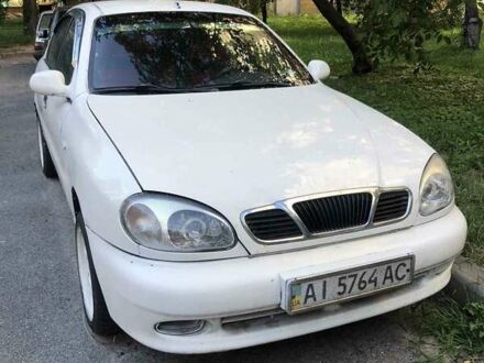 Дэу Ланос 2003 в Киеве на Automoto.ua Белый Дэу Ланос, объемом двигателя 1.5 л и пробегом 320 тыс. км за 1800 $, фото 1 на Automoto.ua