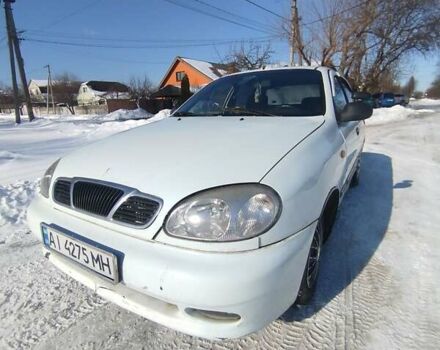 Белый Дэу Ланос, объемом двигателя 1.5 л и пробегом 400 тыс. км за 1050 $, фото 1 на Automoto.ua