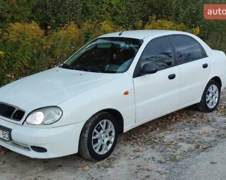Белый Дэу Ланос, объемом двигателя 1.5 л и пробегом 257 тыс. км за 1900 $, фото 1 на Automoto.ua