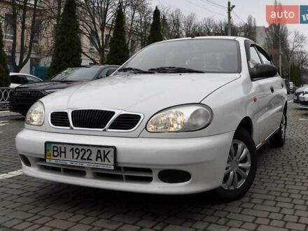 Белый Дэу Ланос, объемом двигателя 1.5 л и пробегом 145 тыс. км за 2700 $, фото 1 на Automoto.ua
