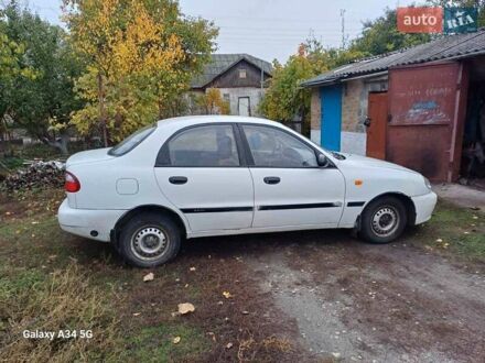 Дэу Ланос 2005 в Мироновке на Automoto.ua Белый Дэу Ланос, объемом двигателя 1.5 л и пробегом 250 тыс. км за 1500 $, фото 1 на Automoto.ua