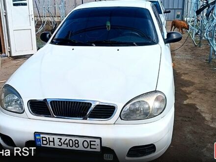 Белый Дэу Ланос, объемом двигателя 1.6 л и пробегом 369 тыс. км за 2200 $, фото 1 на Automoto.ua