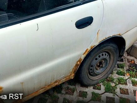 Білий Деу Ланос, об'ємом двигуна 1.5 л та пробігом 265 тис. км за 750 $, фото 1 на Automoto.ua